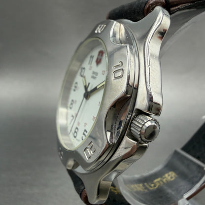 Victorinox Swiss Army Officer Watch Men 39mm White Dial Silver Date Round PARTS3