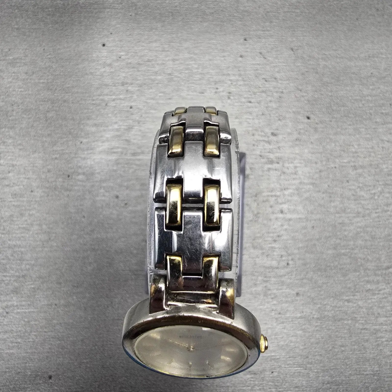 Seiko Watch Women 25mm Silver Dial Two Tone Round 1N00-1E19 New Battery Vintage4