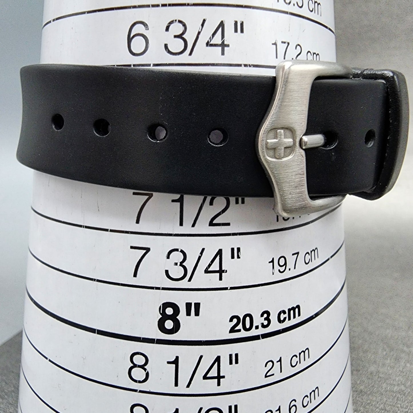Wenger Dive Watch Women 30mm White Dial Steel Date SMT Round 093.0444 New Batt9