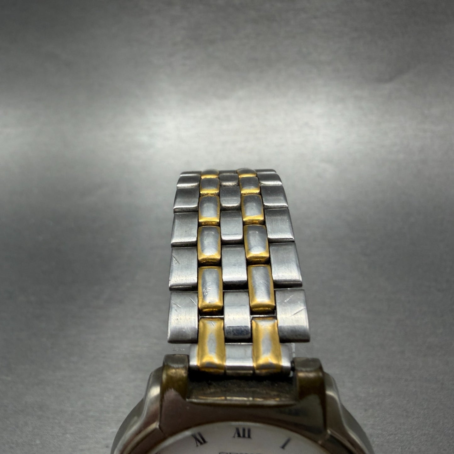 Seiko Watch Unisex 32mm White Dial Two Tone Round V701-2B50 New Battery Vintage4