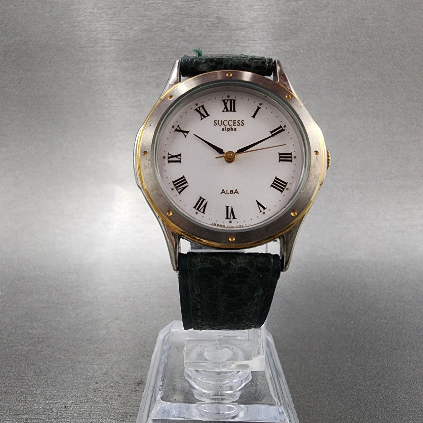 Seiko Alba Success Alpha Watch Women 31mm Silver Dial Two Tone V7011n90 New Bat5