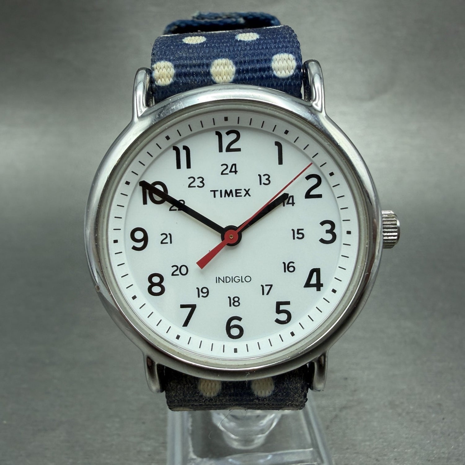 Timex Weekender Watch Men 38mm White Dial Silver Tone Round New Battery0