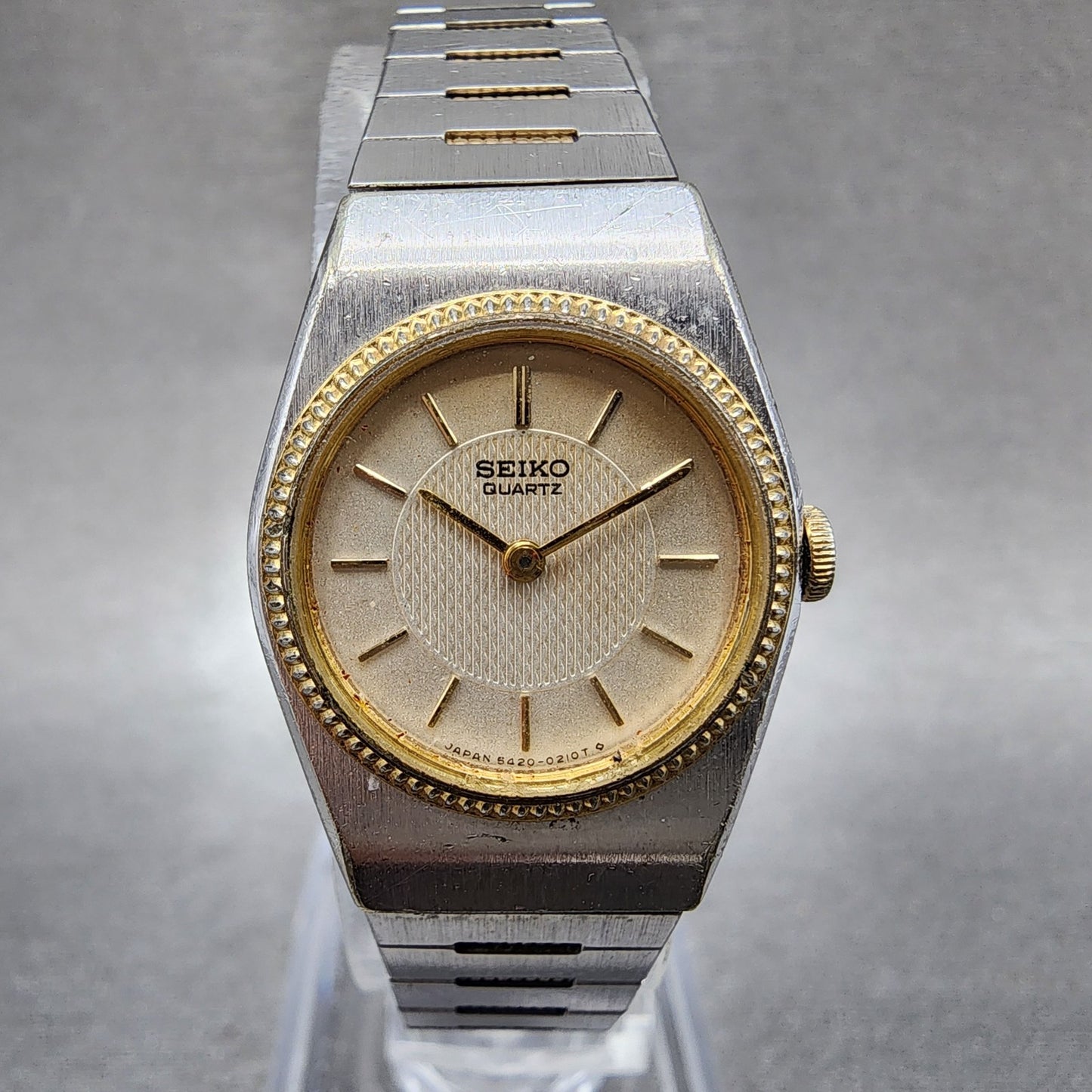 Seiko Watch Women 20mm Silver Dial Two Tone Round 54200059 New Battery0