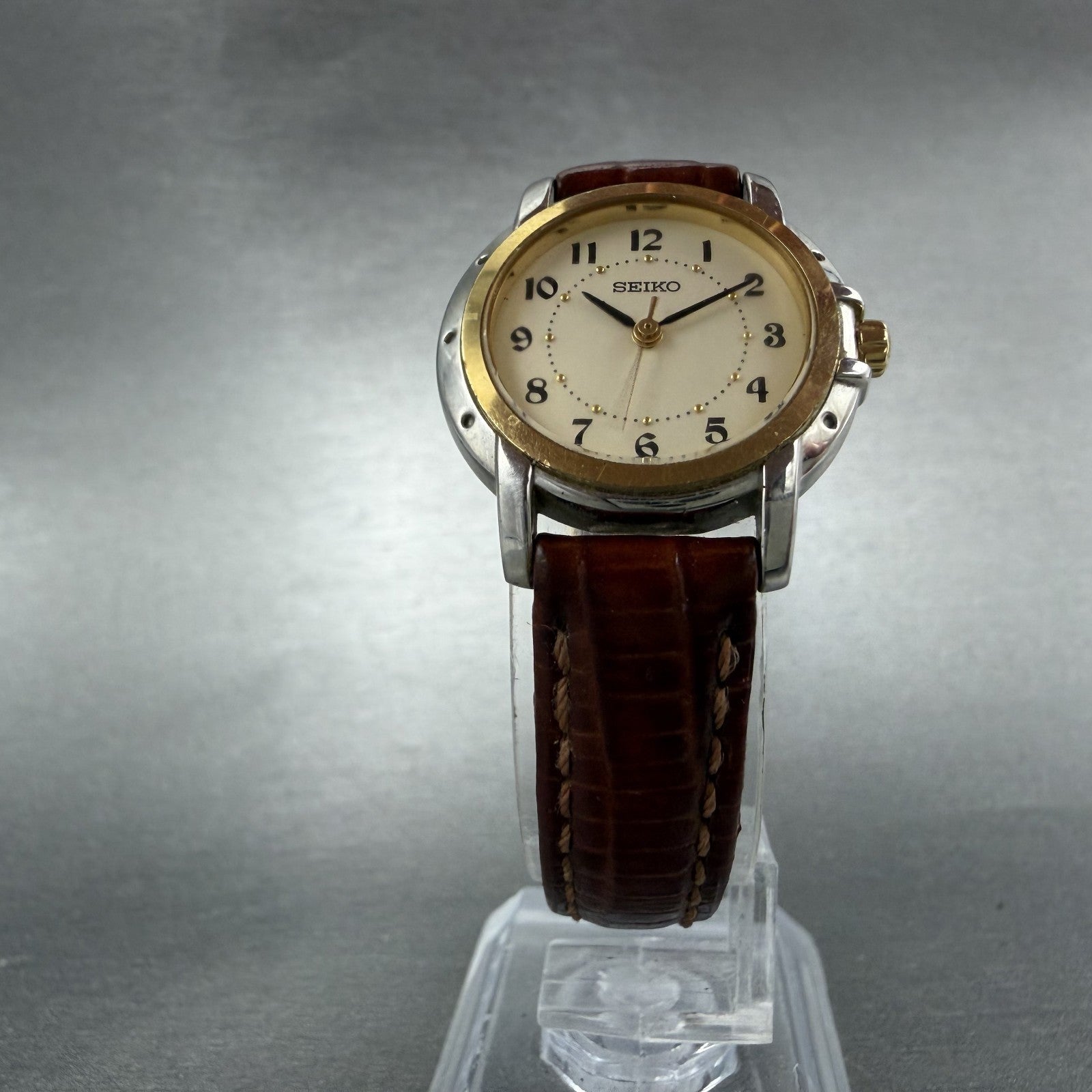 Seiko Watch Women 25mm Silver Dial Two Tone Round 1n01-0j09 New Battery5