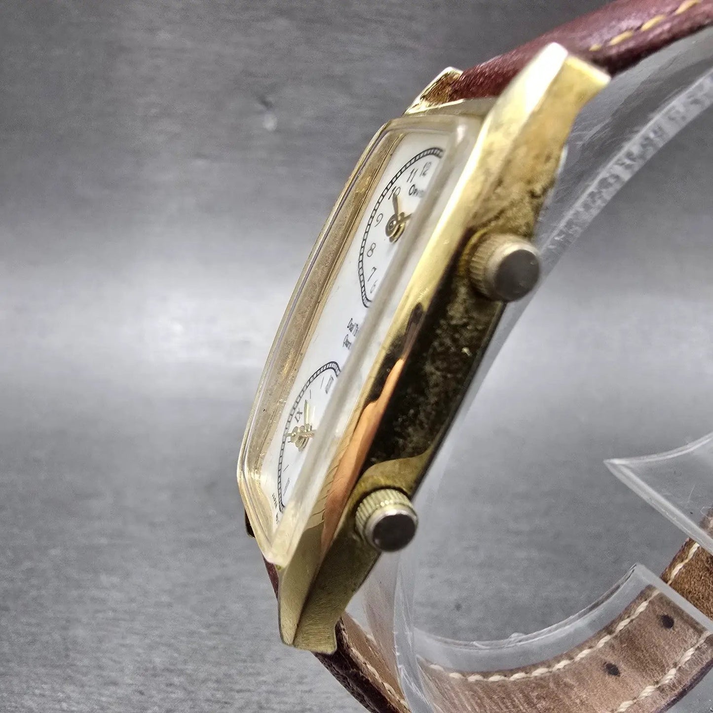 Orvis Dual Time Watch Women 19mm White Dial Gold Tone Rectangle New Battery2