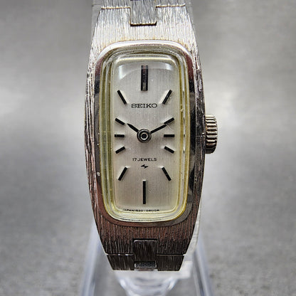 Seiko Tank Watch Women 14mm White Dial White Gold Plated Manual Wind Runs VTG0