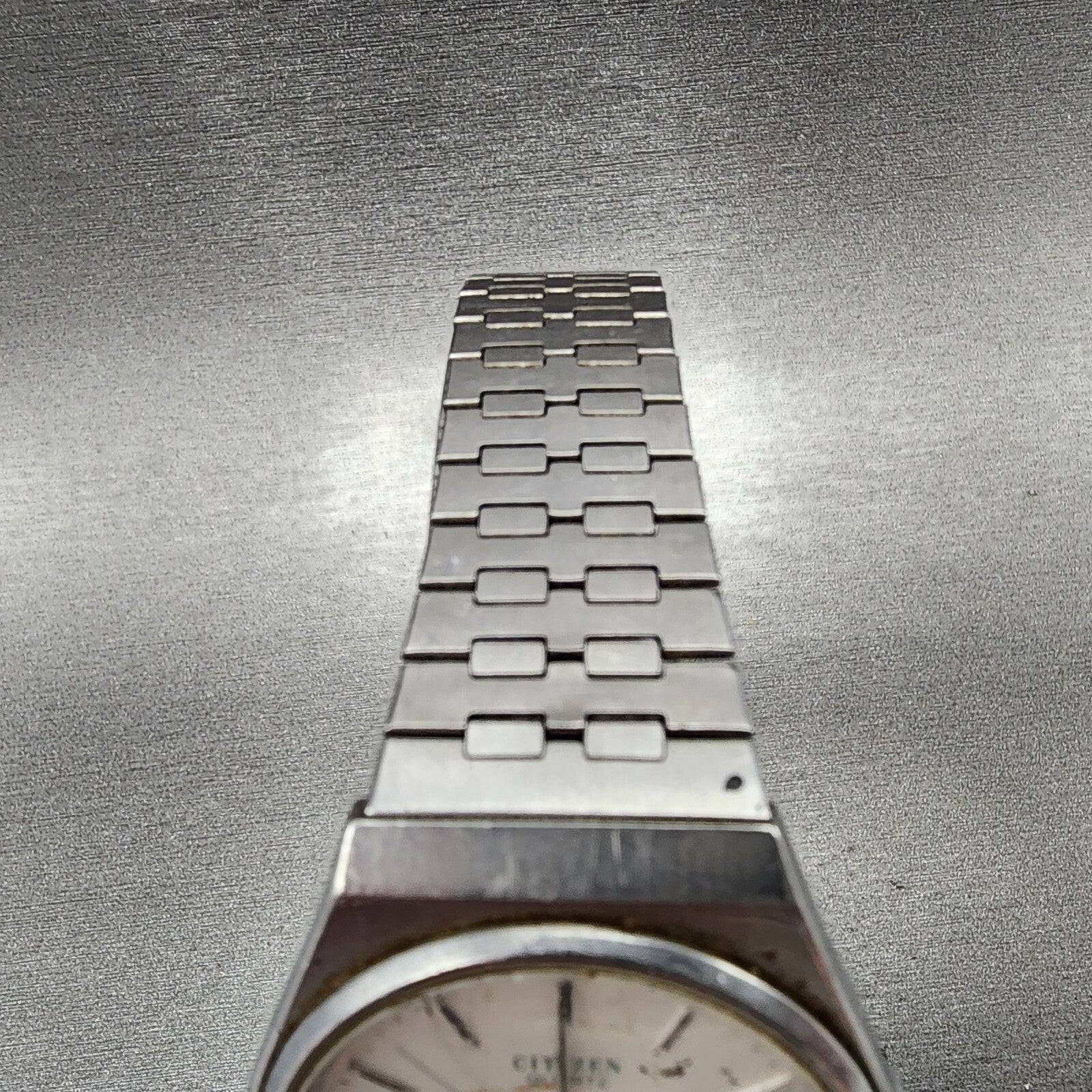 Citizen CQ Watch Men 36mm Silver Dial Steel Daydate Round 3800451261 PARTS5