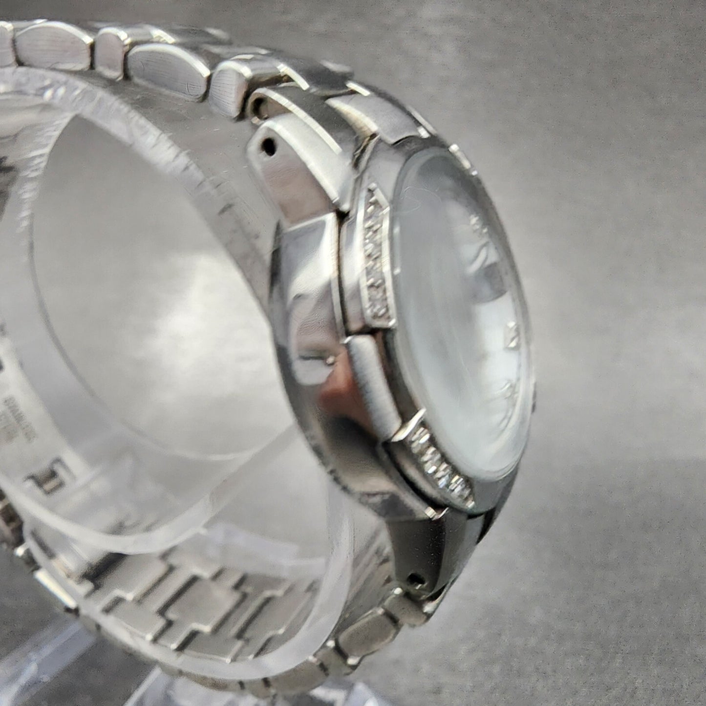 Bulova Marine Star Watch Women 26mm MOP Dial Silver Tone Date 96R42 New Battery3