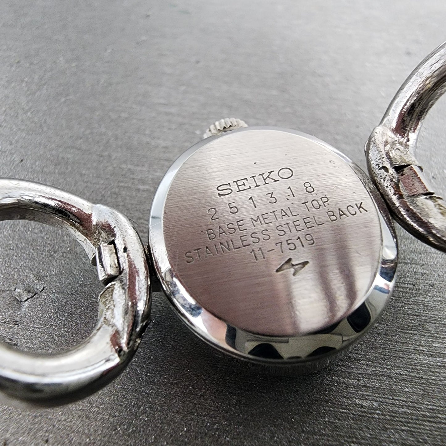 Seiko Watch Women 20mm Blue Dial Silver Tone Oval Manual Wind 117519 Runs9