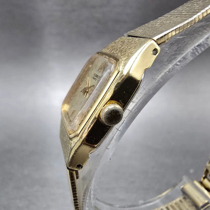 Seiko Watch Women 17mm Champagne Dial Gold Rectangle 2C20-5789 New Battery VTG2