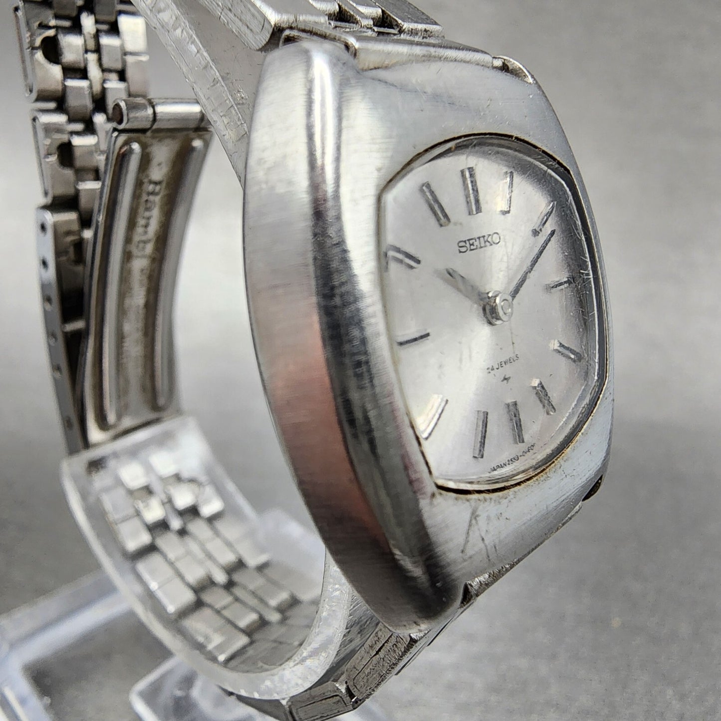 Seiko Watch Women 26mm Silver Dial Silver Tone Manual Wind 25593140 Runs3