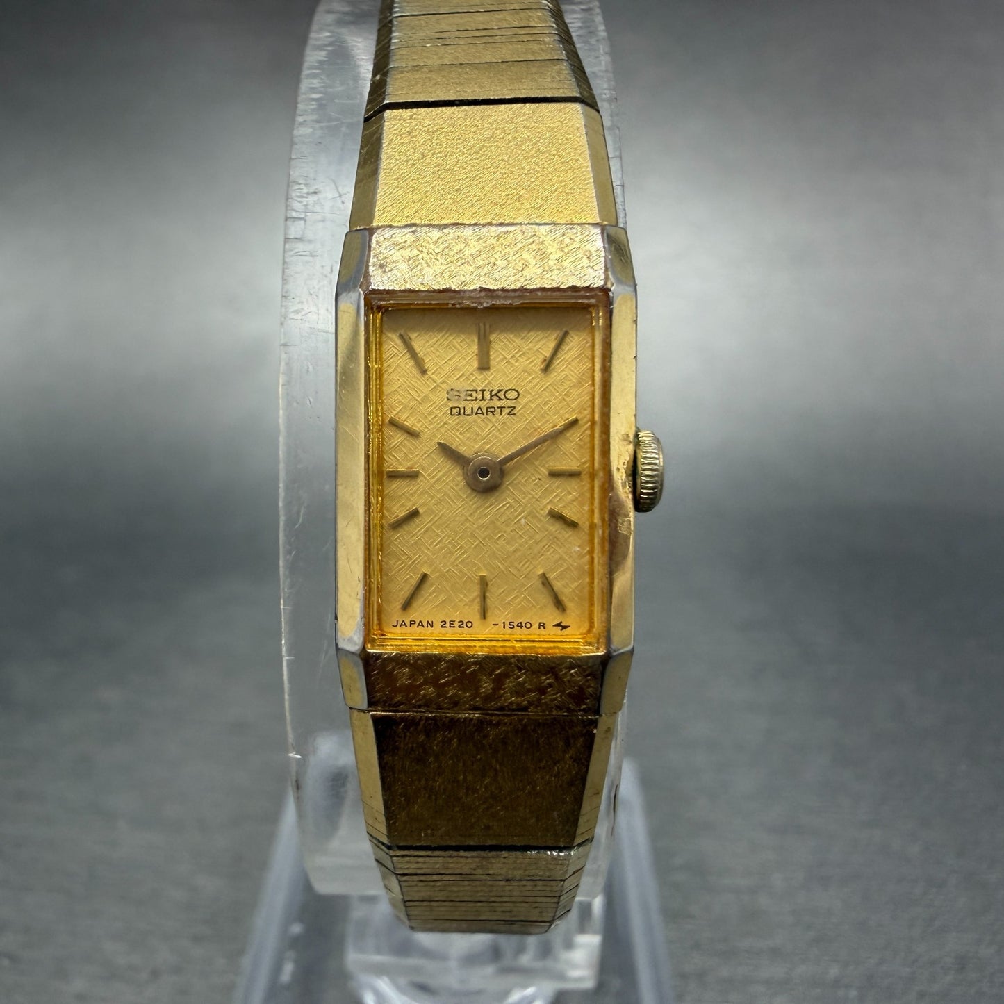 Seiko Tank Watch Women 12mm Champagne Dial Gold Tone 2e20-6259 New Battery JKBK80