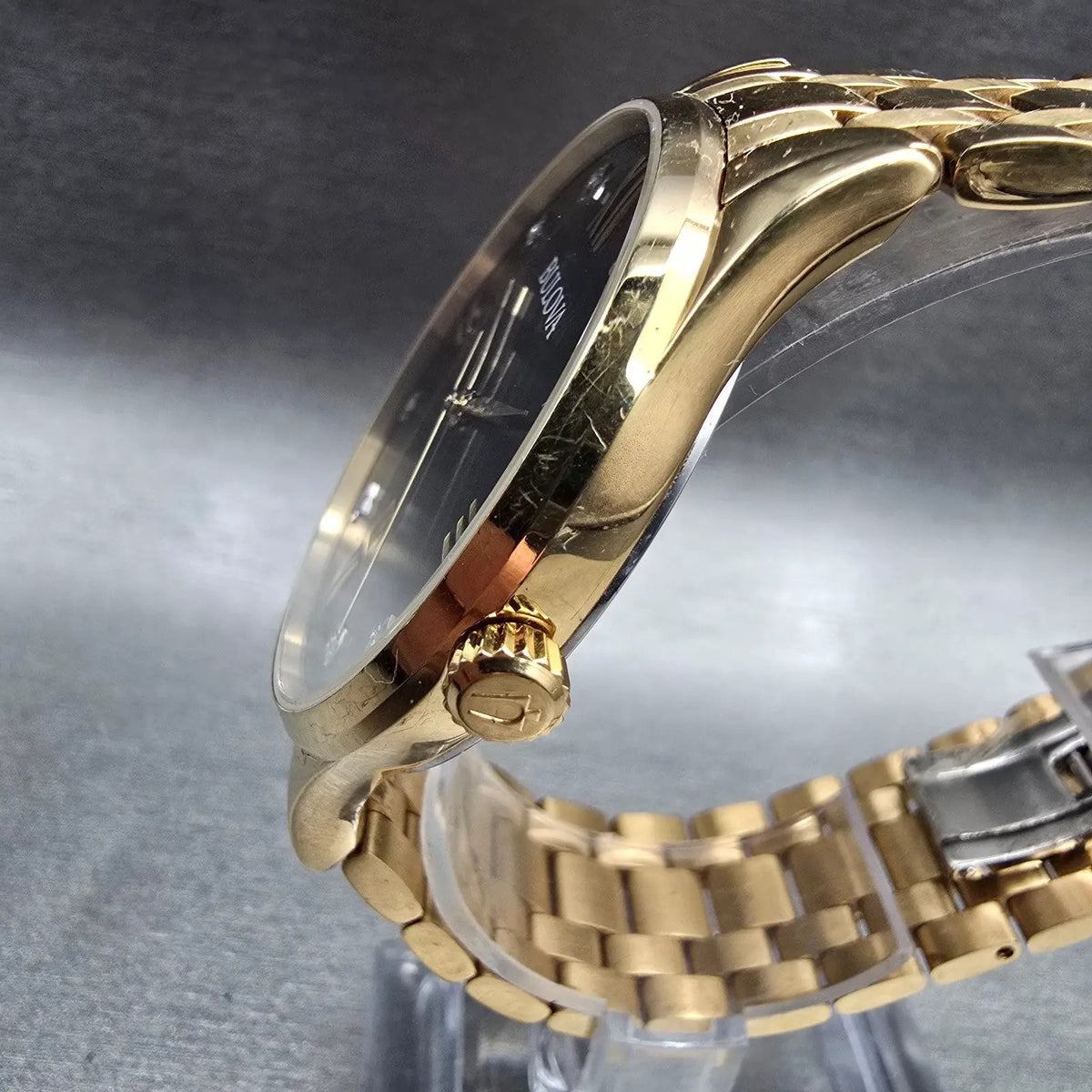 Bulova Watch Men 40mm Black Dial Gold Tone Date Gemmed 97D108 New Battery2