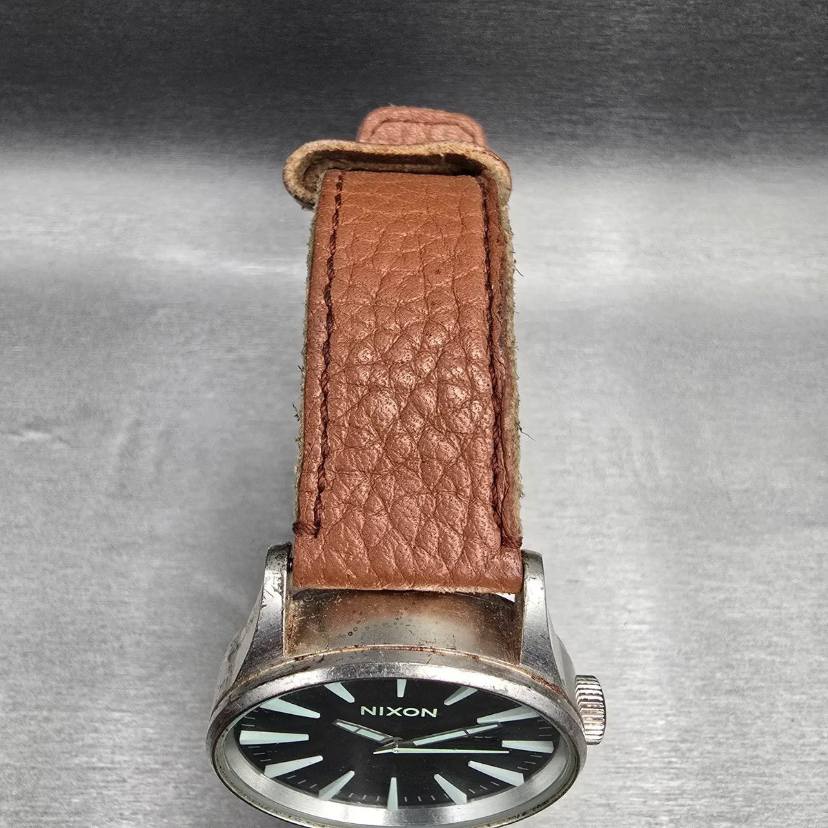Nixon Sentry Watch Men 42mm Black Dial Silver Tone Daydate Round New Battery4