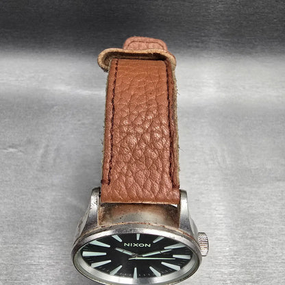Nixon Sentry Watch Men 42mm Black Dial Silver Tone Daydate Round New Battery4