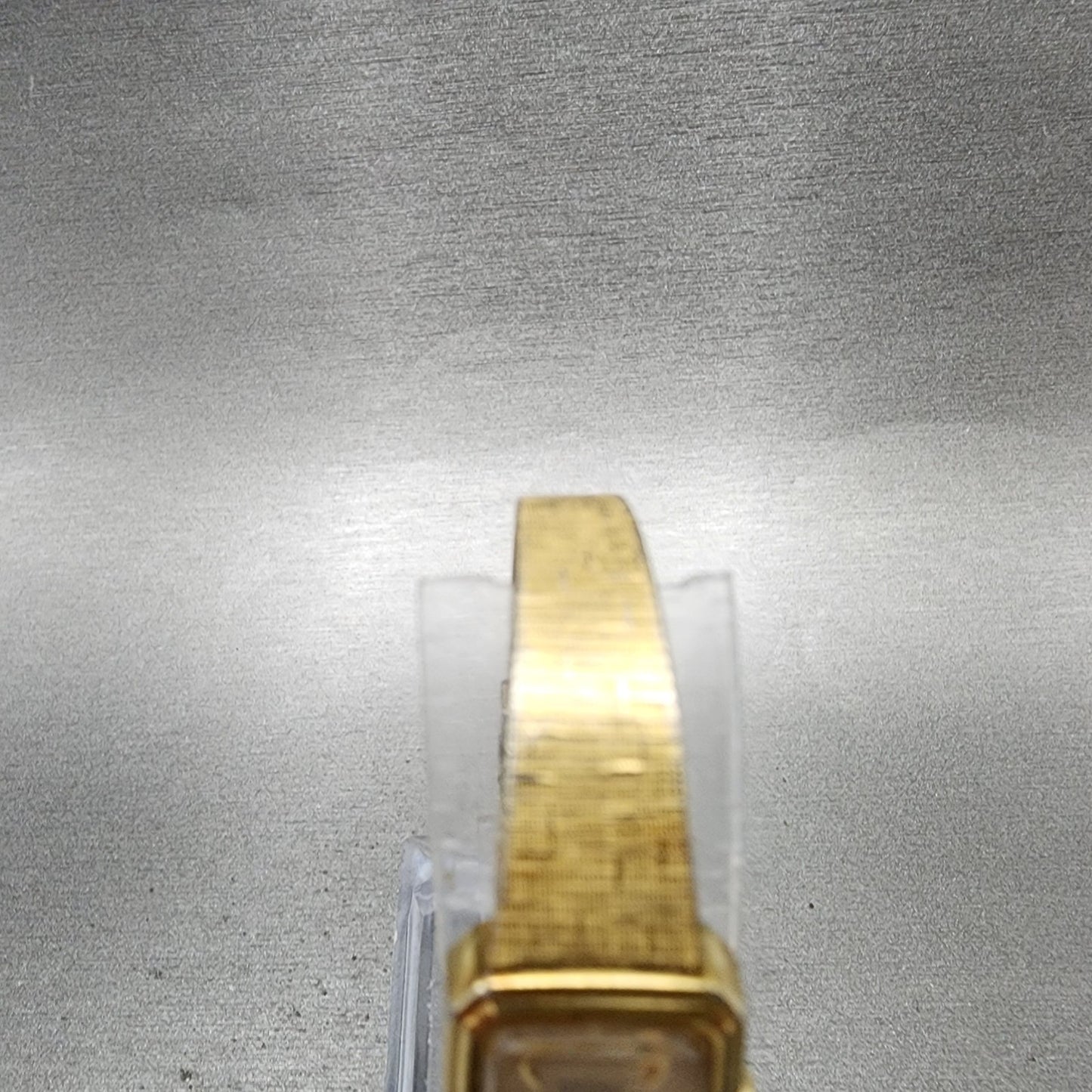 Seiko Tank Watch Women 14mm Champagne Dial Gold Tone 13205770 New Battery4