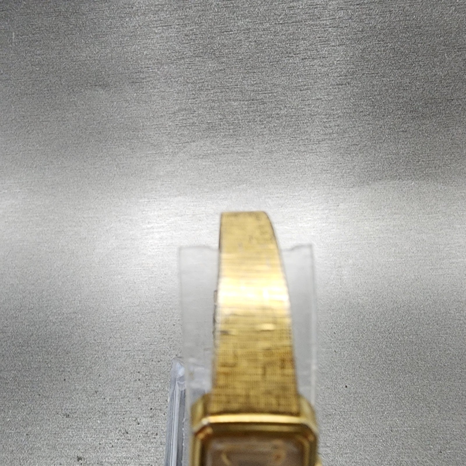 Seiko Tank Watch Women 14mm Champagne Dial Gold Tone 13205770 New Battery4