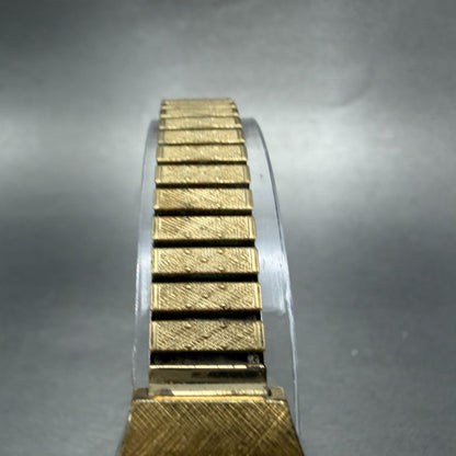 Citizen CQ Watch Women 18mm Champagne Dial Gold Tone Rectangle New Battery4
