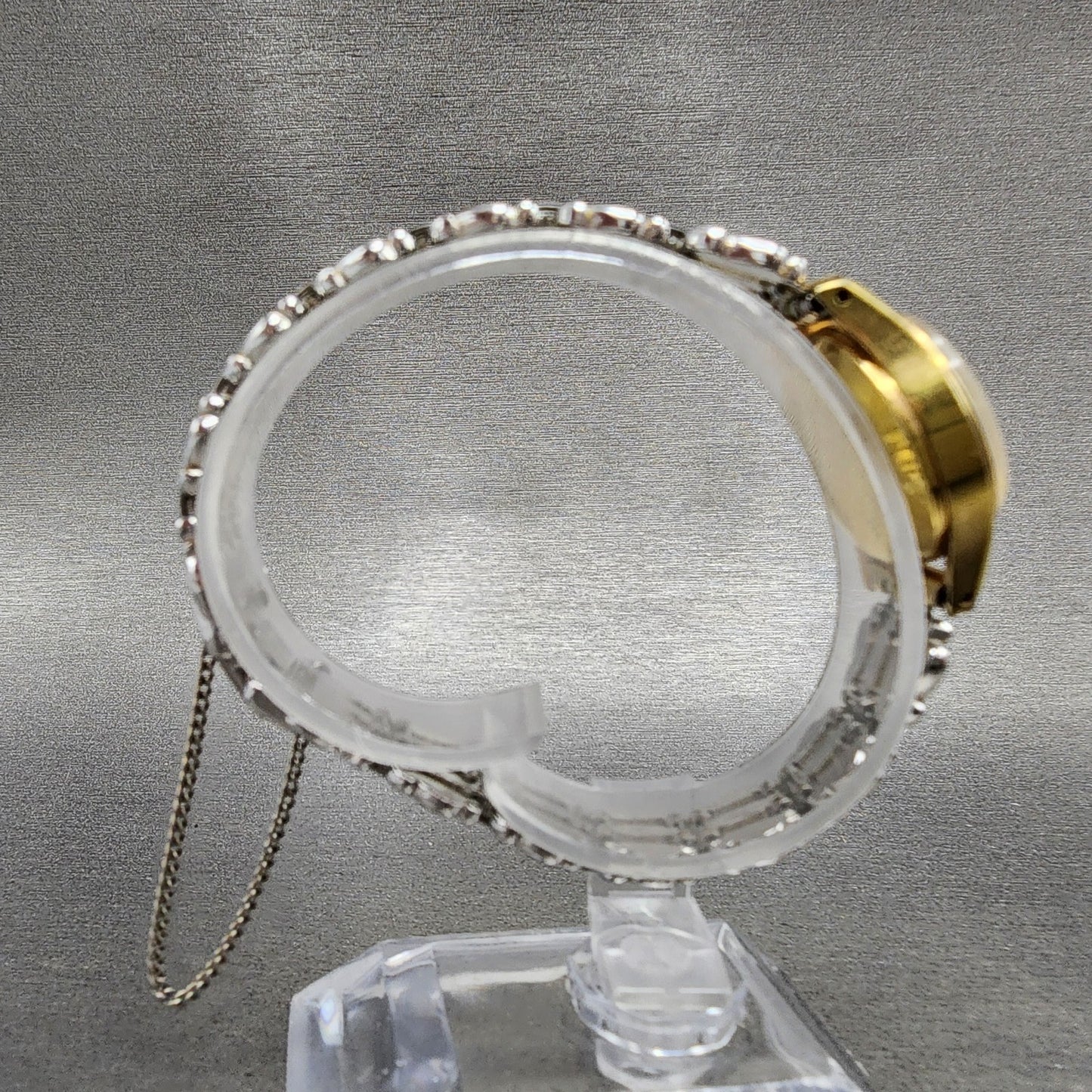 Citizen Claire Watch Women 22mm White Dial Gold Tone Manual Wind Runs VTG8