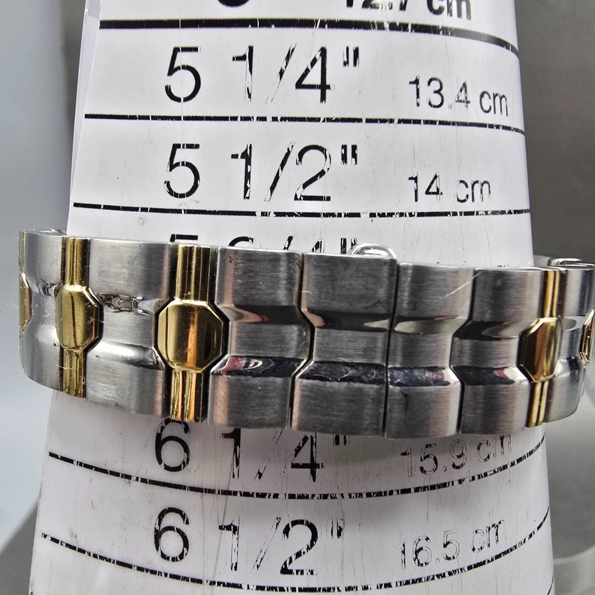 Citizen Eco-Drive Watch Women 25mm White Dial Two Tone Date E010-S008689 Works K10