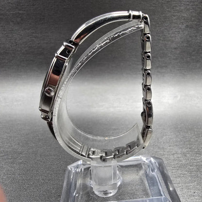 Seiko Watch Women 16mm Silver Dial Silver Tone Rectangle 1N00-0PA0 New Battery6