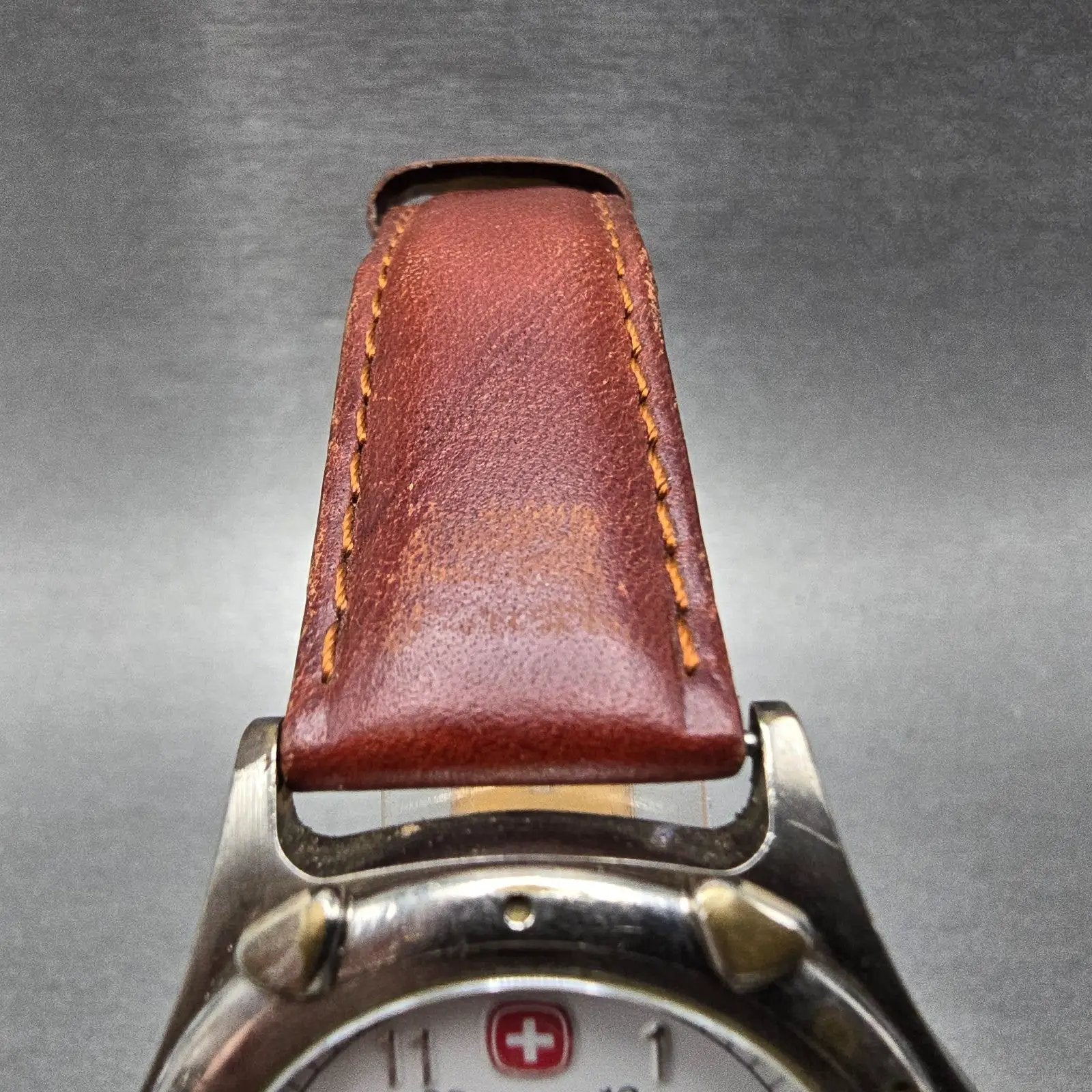 Wenger SAK Designs Watch Men 36mm White Dial Silver Tone Date Round PARTS5
