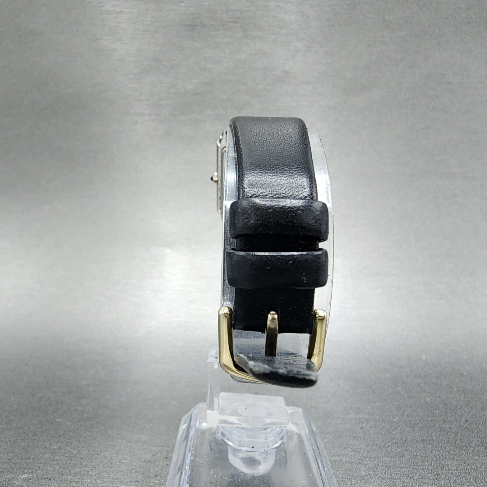 Seiko Exceline Tank Watch Women 19mm Gold Dial Two Tone Rectangle New Battery7