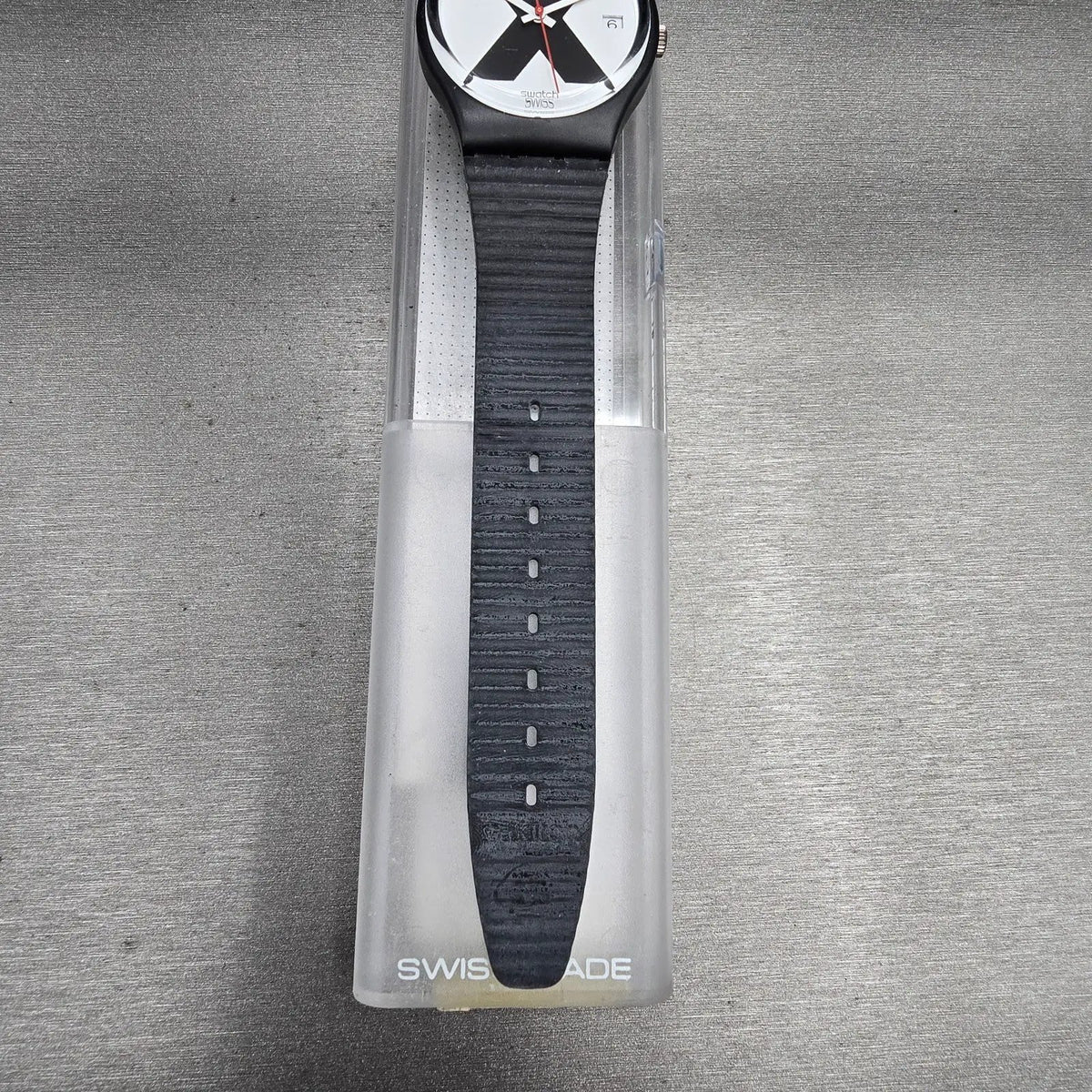 Swatch X-Rated Watch Men 34mm White Dial Black Tone Date GB406 New Battery NOS3