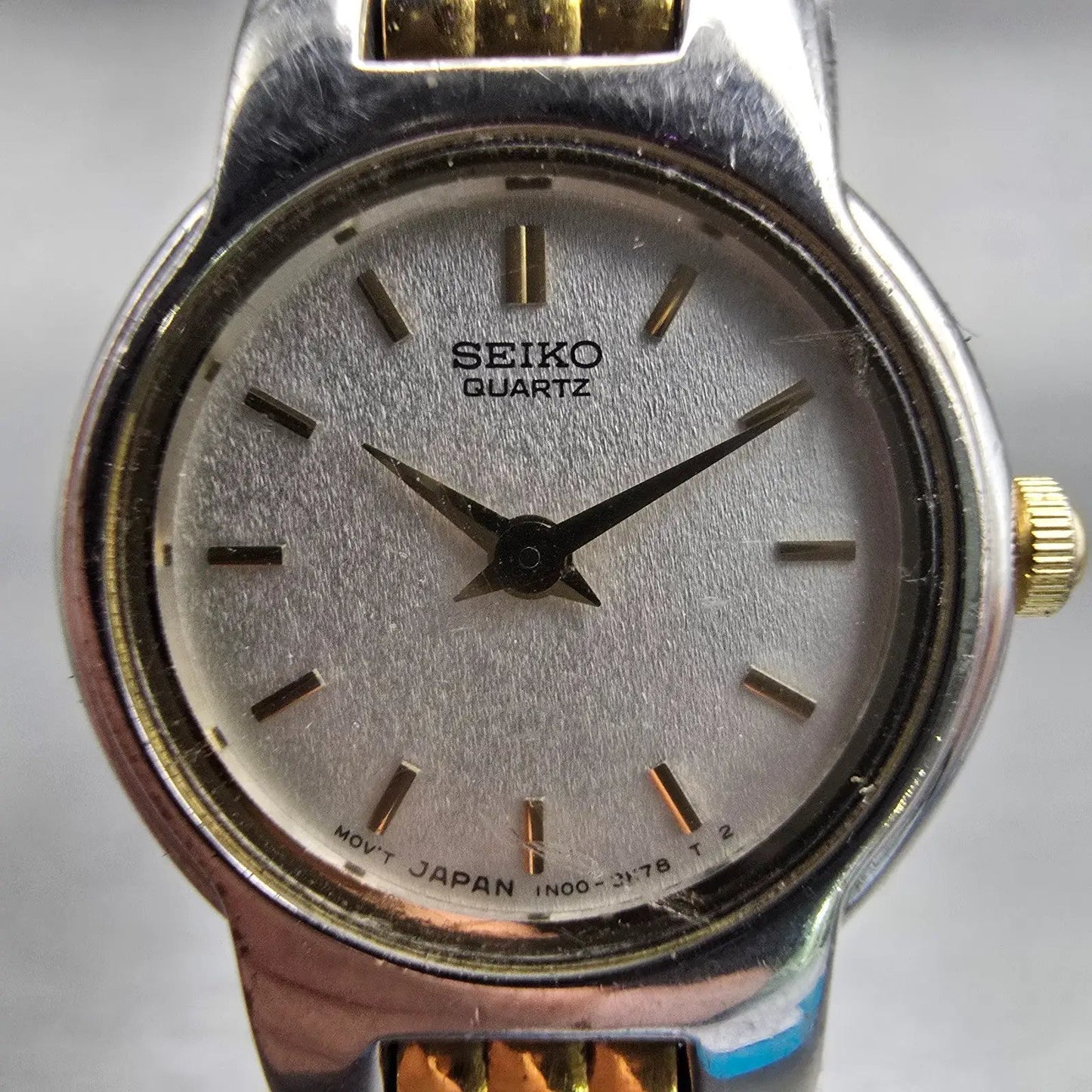 Seiko Watch Women 19mm Silver Dial Two Tone Round 1N00-1A49 New Battery Vintage1