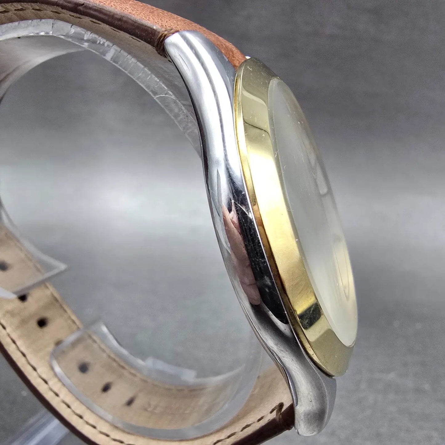 Michael Kors Runway Watch Women 42mm Silver Dial Two Tone MK-2259 New Battery DS3
