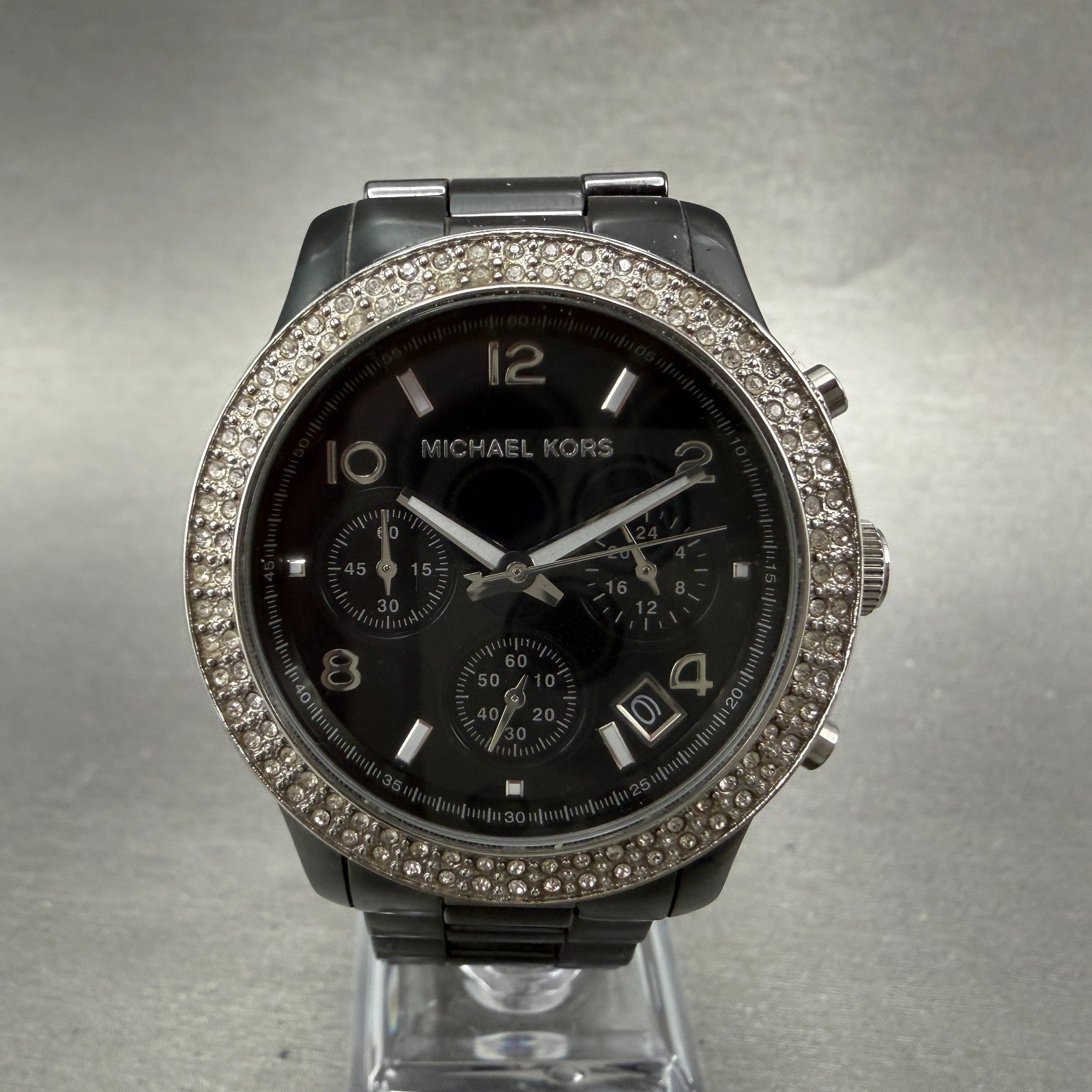 Michael Kors Runway Chrono Watch Women 40mm Black Dial Black Ceramic New Battery0