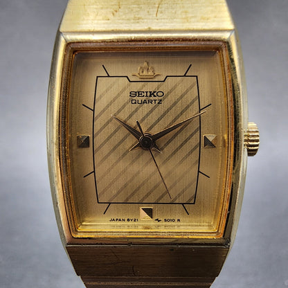 Seiko Watch Women 19mm Champagne Dial Gold Tone Rectangle 8Y215020 New Batt B121