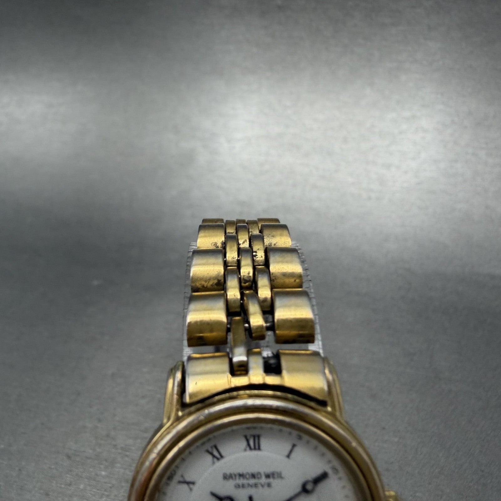 Raymond Weil Watch Women 24mm White Dial Gold Tone Date Round 5322 New Battery4