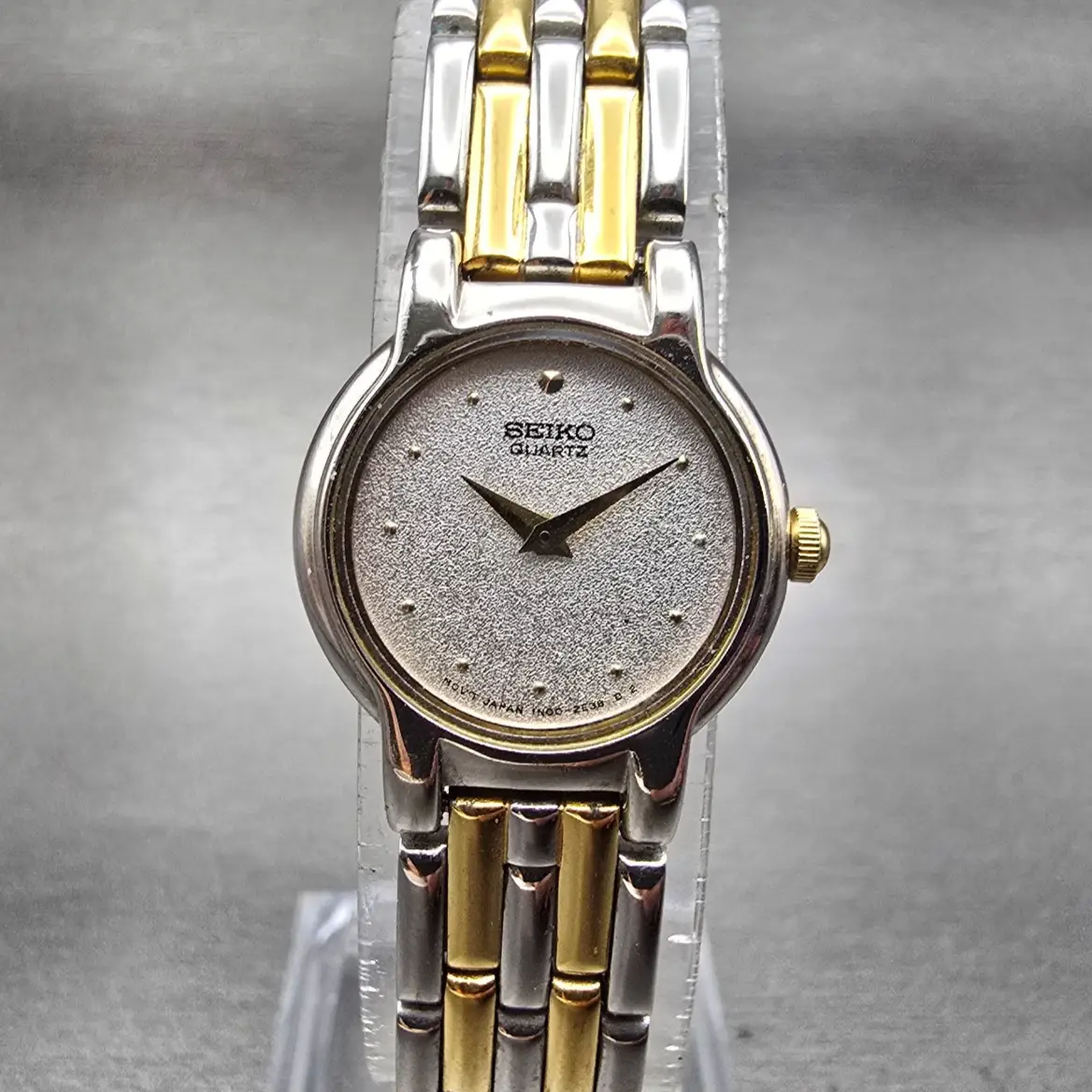 Seiko Watch Women 20mm Silver Dial Two Tone Round 1N00-0G69 New Battery Vintage0