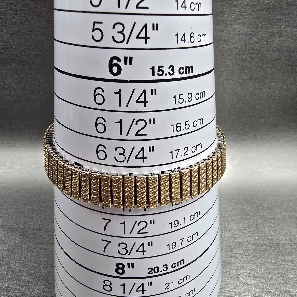 Seiko Watch Women 22mm White Dial Gold Tone Date Round 2A22-0200 New Battery9