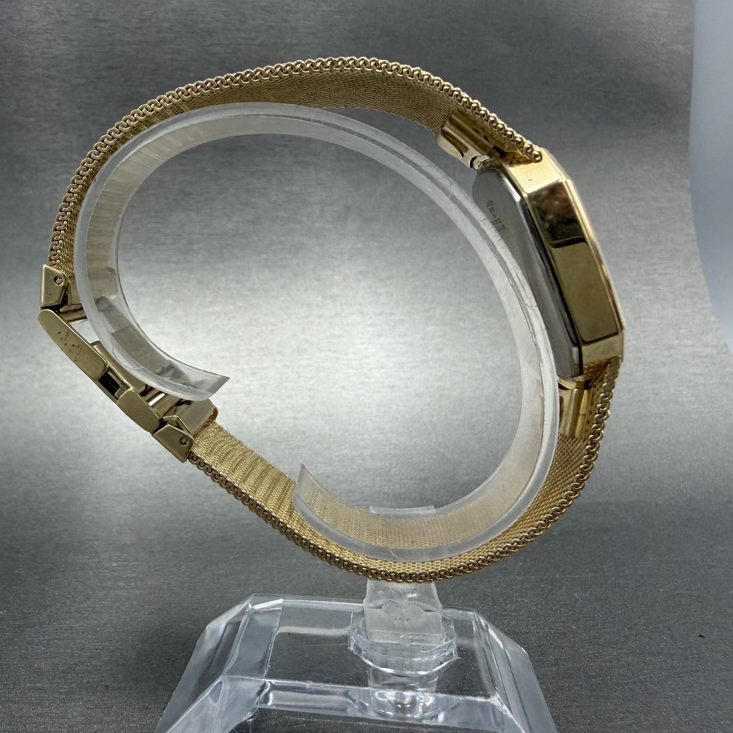 Armitron Deauville Watch Men 31mm Champagne Dial Gold Tone Date PARTS VTG9