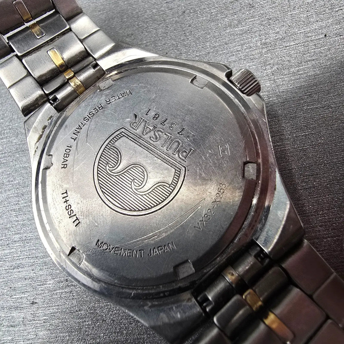 Pulsar Watch Men 35mm White Dial Titanium Date Round VX32-X253 New Battery JP10