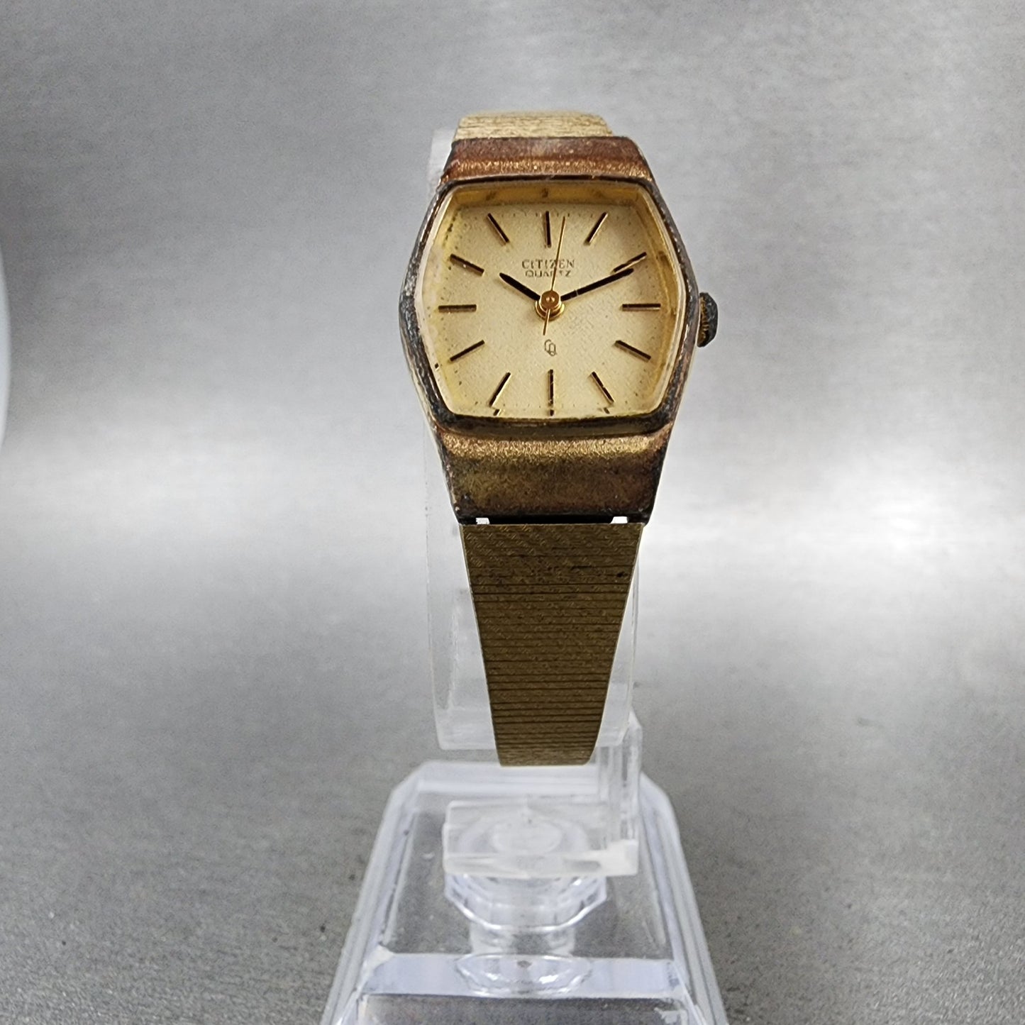 Citizen CQ Watch Women 20mm Champagne Dial Gold Tone Hexagon New Battery5