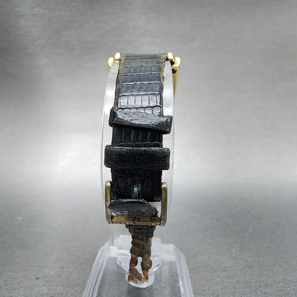 Rado Florence Tank Watch Women 24mm Black Dial Gold Tone Rectangle New Battery6