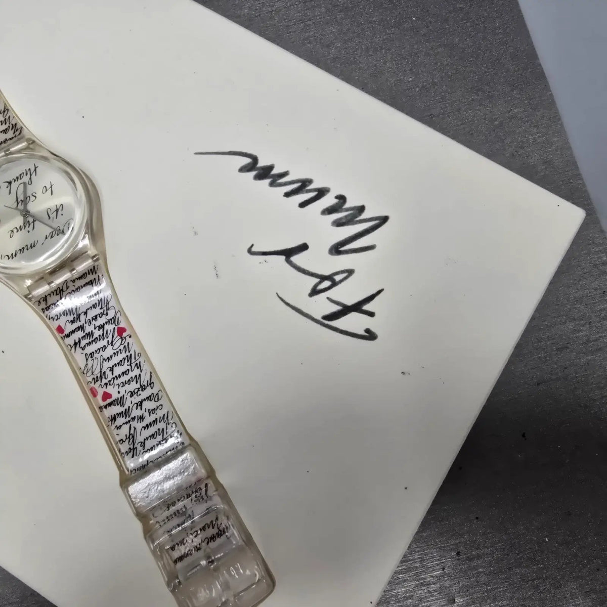 Swatch Dear Mum Watch Unisex 34mm White Dial Clear Case GK294 NOS8