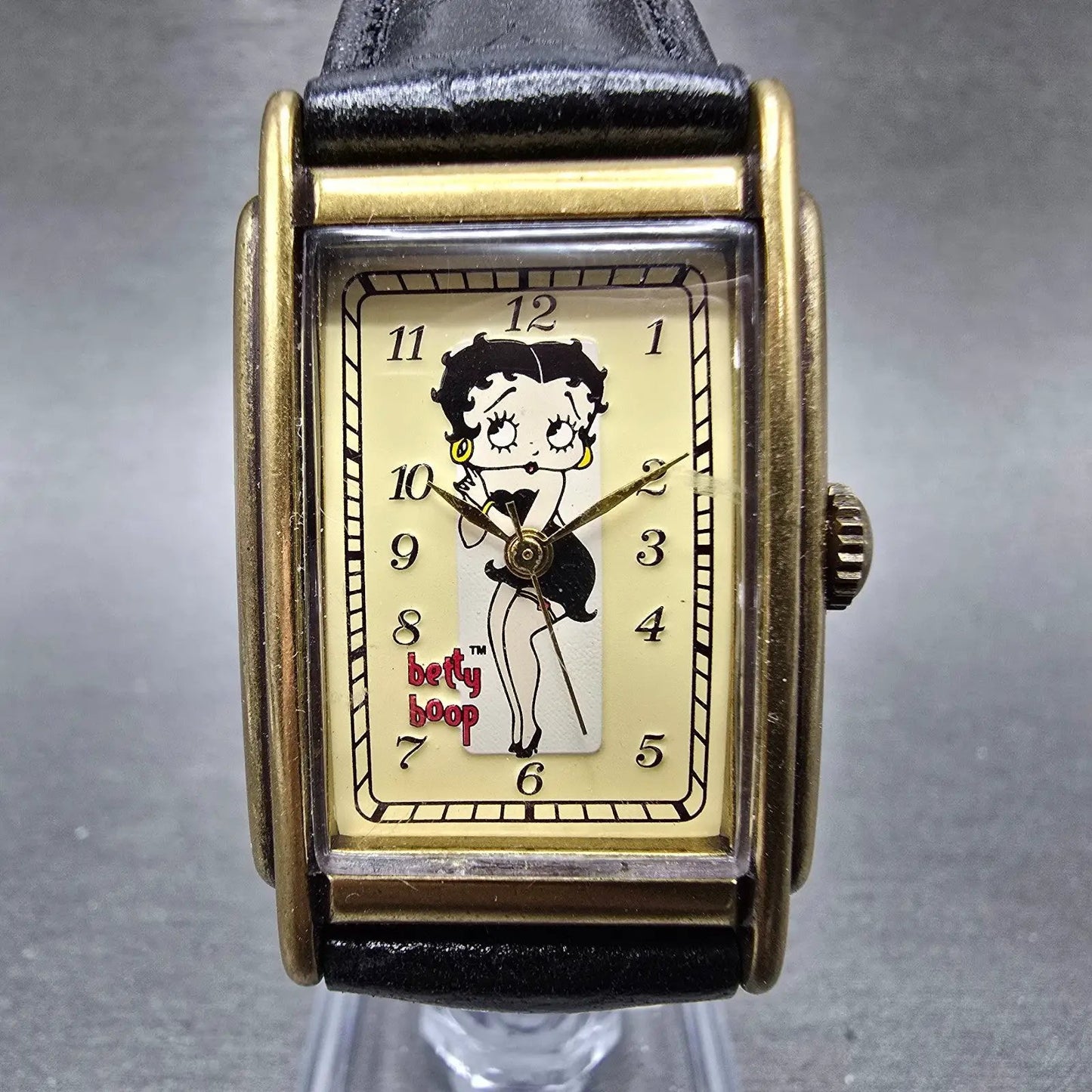 Fossil Betty Boop Watch Unisex 25mm Cream Dial Gold Tone Rectangle New Battery1