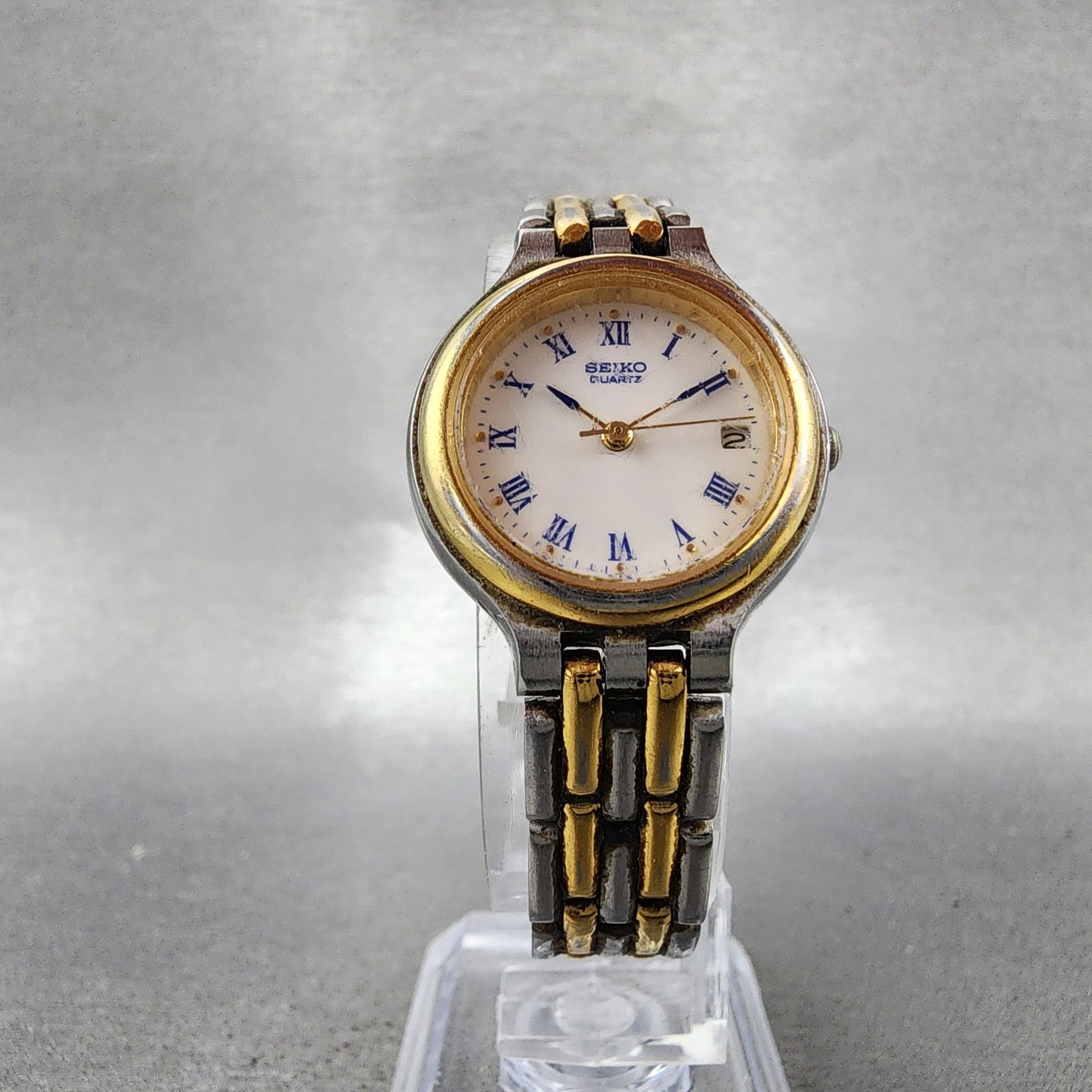 Seiko Watch Women 24mm White Dial Two Tone Date Round 7N826B29 New Battery5