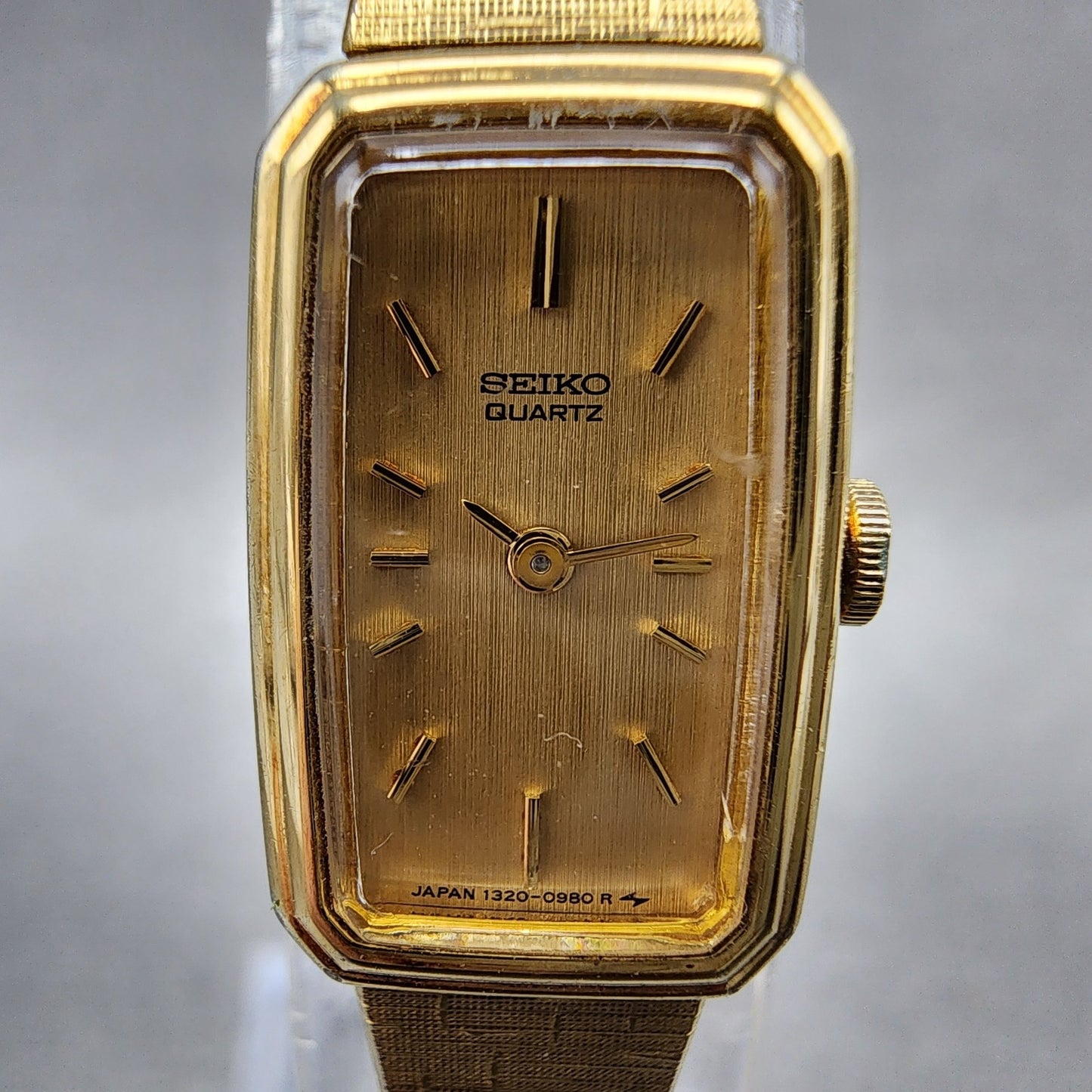 Seiko Tank Watch Women 14mm Champagne Dial Gold Tone 13205770 New Battery1