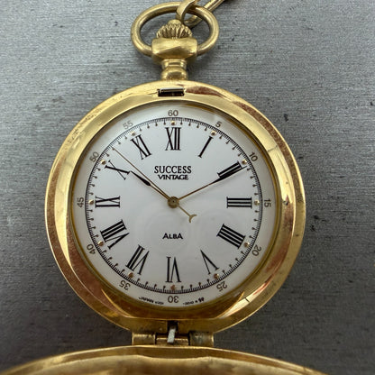 Seiko Alba Success Pocket Watch Men 42mm White Dial Gold Tone V301-0010 New Batt0