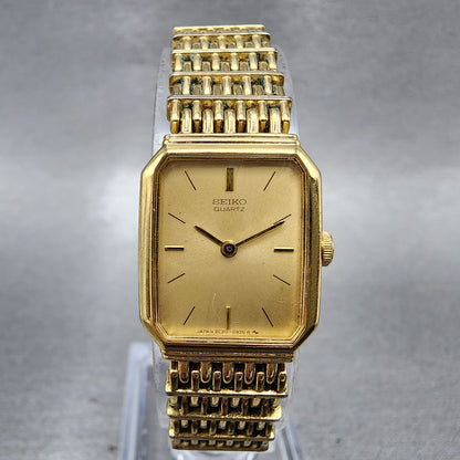 Seiko Tank Watch Women 16mm Champagne Dial Gold Tone 2c205449 New Battery0