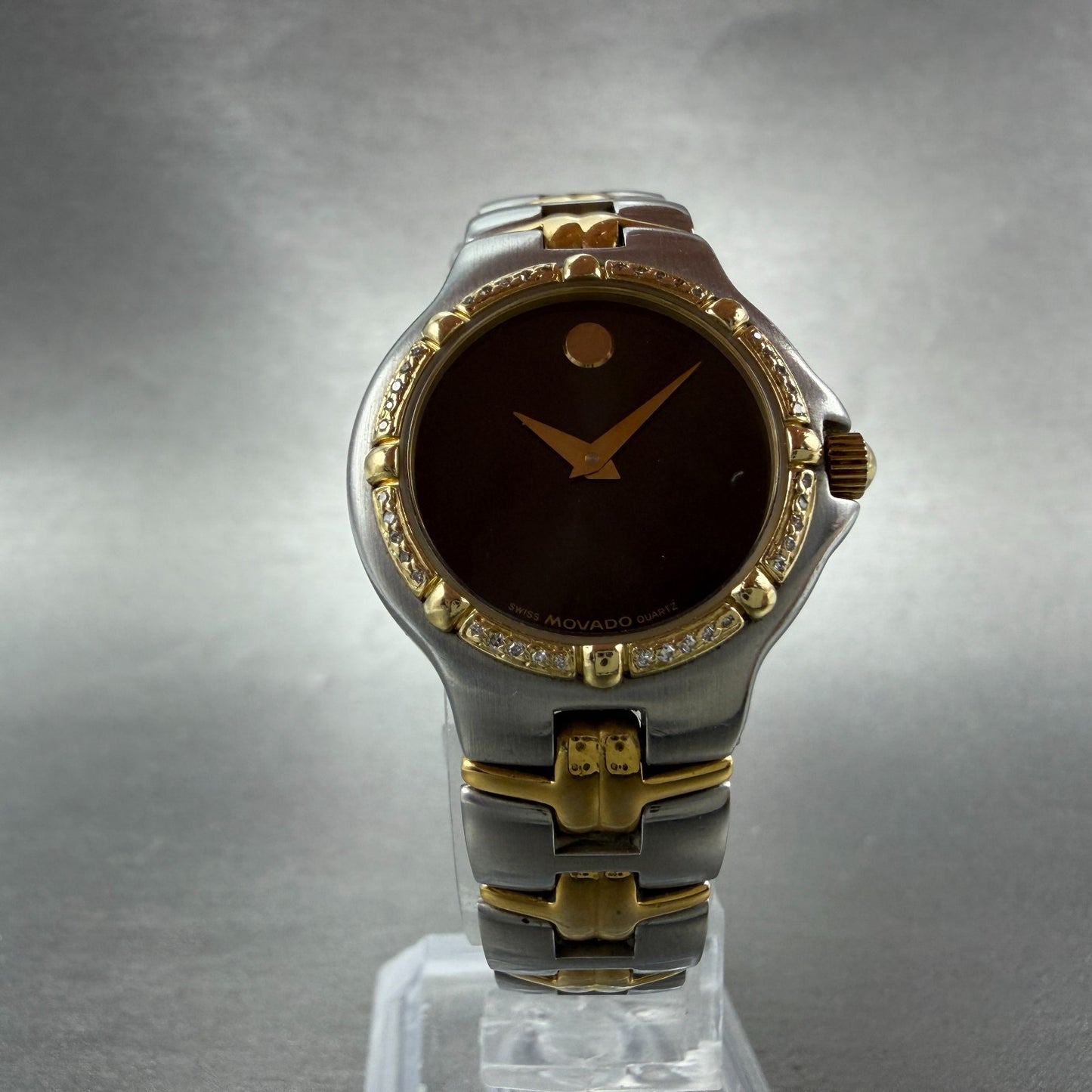 Movado Museum Olympian Watch Women 25mm black Dial Two Tone 85.A1.827.2 New Batt5