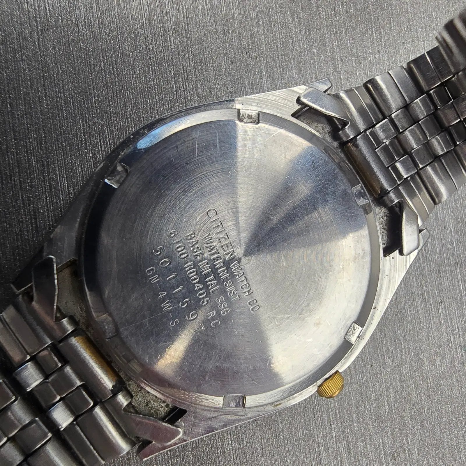 Citizen CQ Watch Men 35mm Champagne Dial Two Tone Daydate 6100-R00405 New Batt10