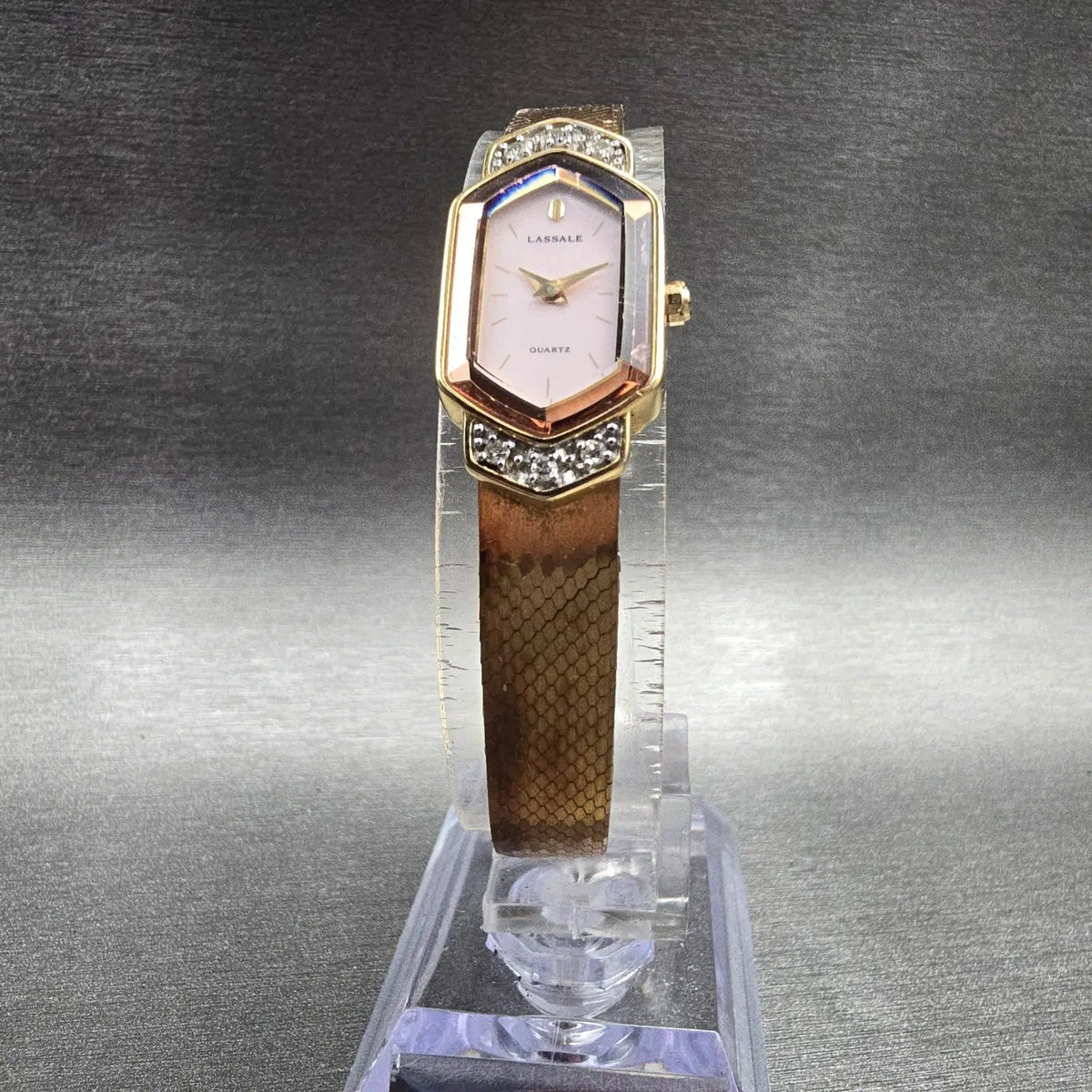 Seiko Lassale Watch Women 14mm MOP Dial Gold Tone Diamonds 2E20-681H New Battery5
