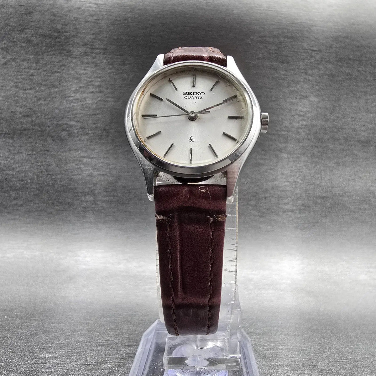 Seiko Watch Women 24mm Silver Dial Silver Tone Round 2621-0080 New Battery5