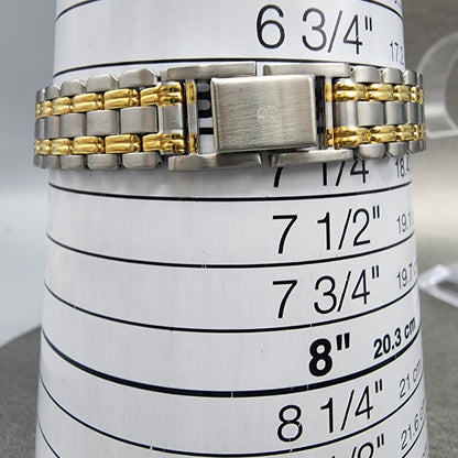 Bulova Watch Women 24mm Cream Dial Two Tone Round Bracelet 98L61 New Battery10